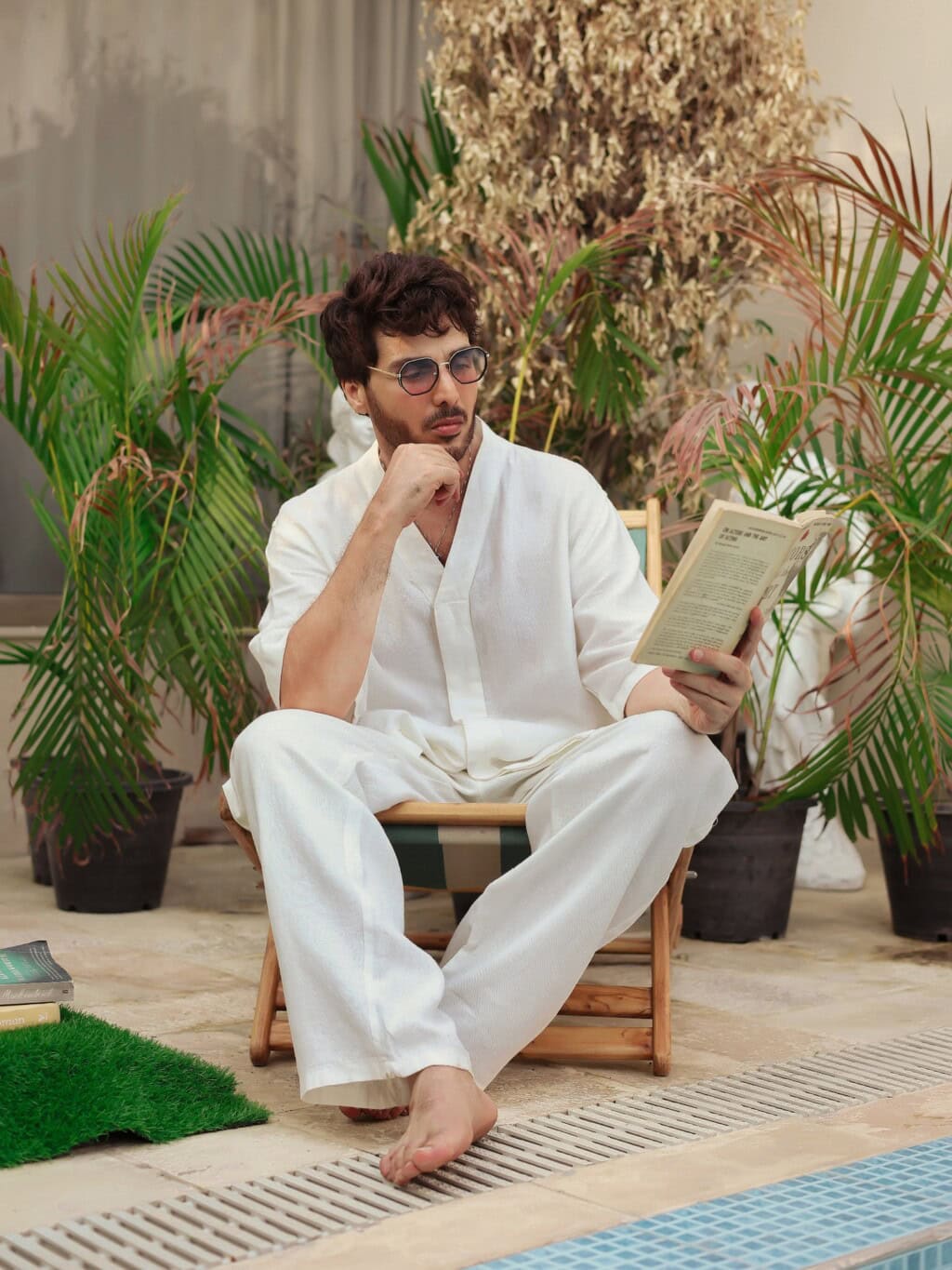 کیا فلم اسٹار لیلیٰ تاریخ احسن خان کیا فلم اسٹار لیلیٰ تاریخ احسن خان