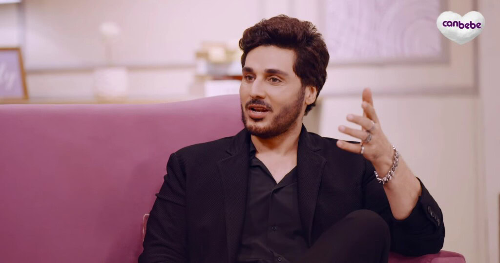 احسن خان نے اپنی بیوی کے لئے قربانی کے بارے میں کھل کر کھڑا کیا احسن خان نے اپنی بیوی کے لئے قربانی کے بارے میں کھل کر کھڑا کیا