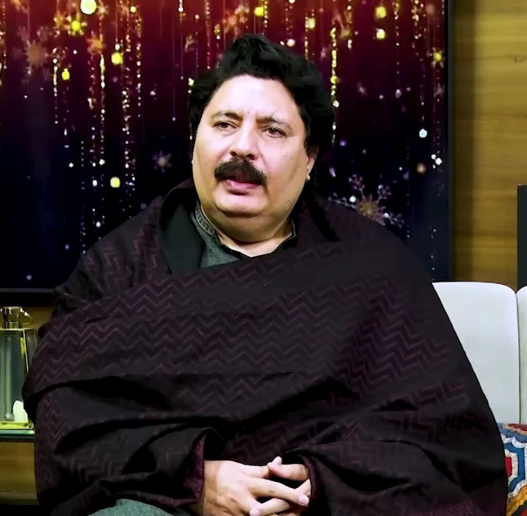 امین اقبال اپنی ماں کے بارے میں جذباتی کہانی بانٹتی ہے امین اقبال اپنی ماں کے بارے میں جذباتی کہانی بانٹتی ہے