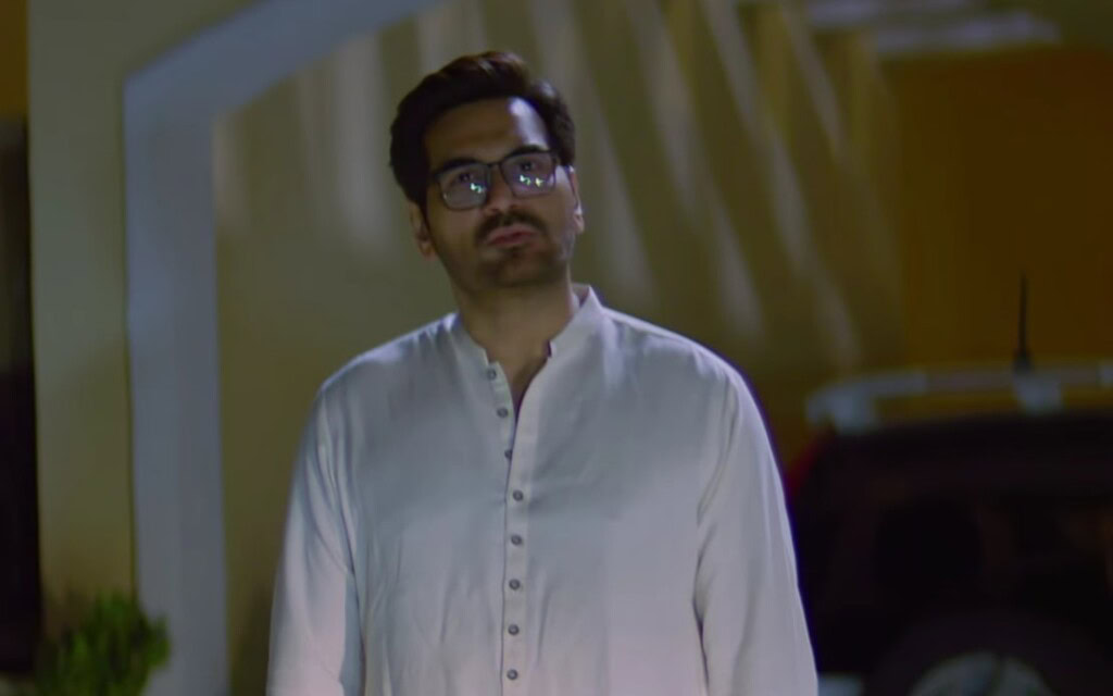 مین مانٹو ناہی ہون کا منظر جہاں ایزان سمیع خان تقریبا بیہوش ہوگئے