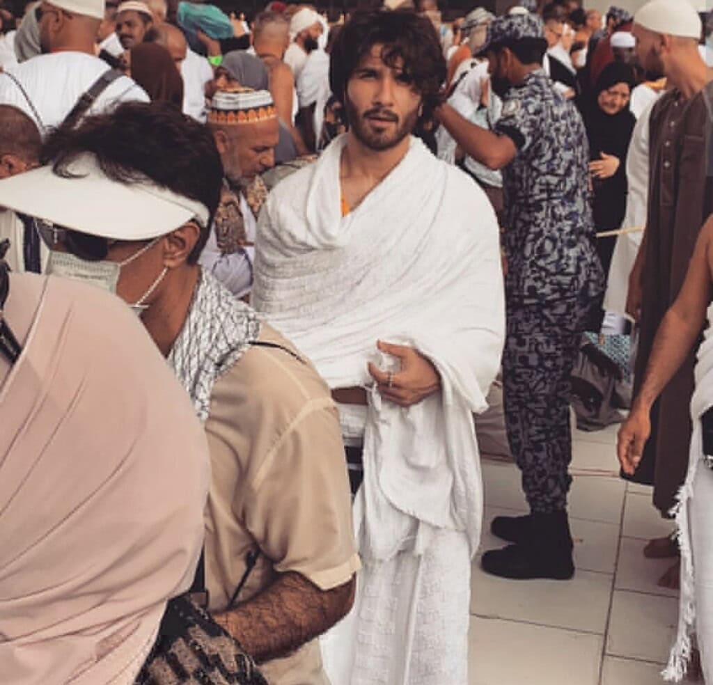 فیروز خان شوبز چھوڑنے اور اس کا دماغ بدلنے پر