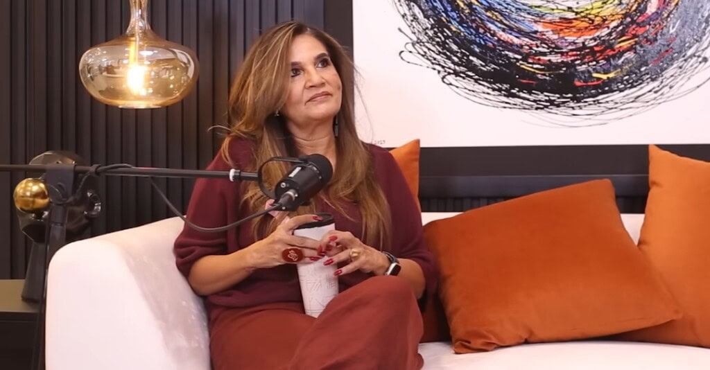 روٹی فاتح کی حیثیت سے مردوں کی جدوجہد کے بارے میں فریہ الٹاف روٹی فاتح کی حیثیت سے مردوں کی جدوجہد کے بارے میں فریہ الٹاف