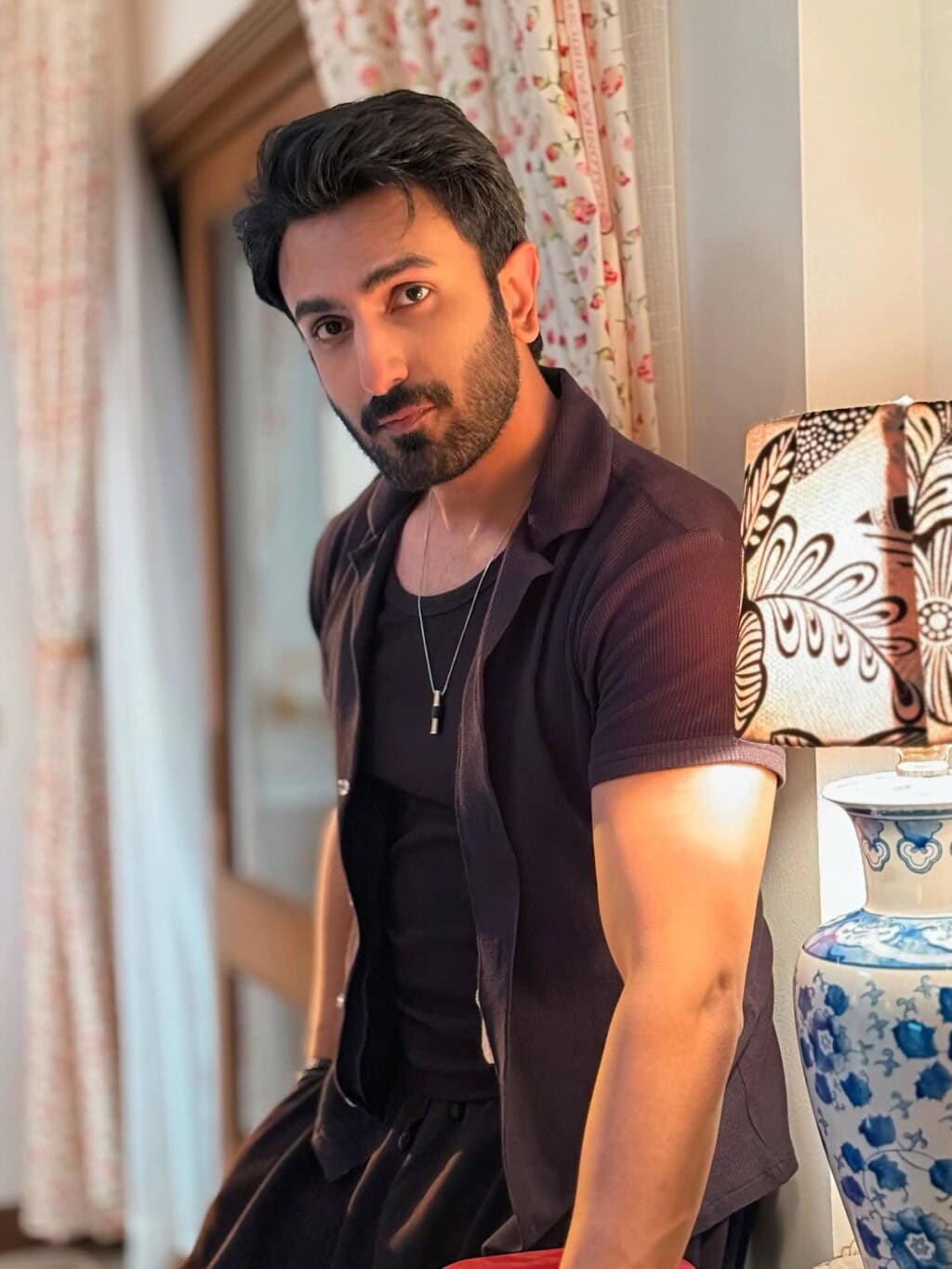 حماد شعیب چاباز میں زوہا توقیر کے ساتھ کام کرنے سے گریزاں تھے حماد شعیب چاباز میں زوہا توقیر کے ساتھ کام کرنے سے گریزاں تھے