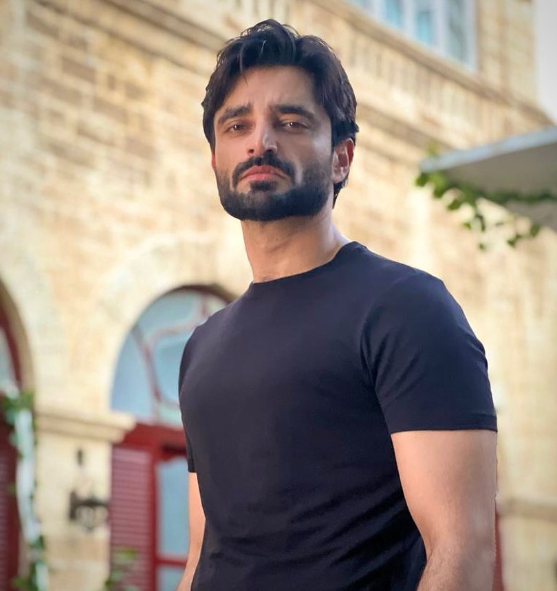 اضافی ازدواجی امور اور خواتین کے حجاب کے حامل مردوں پر حمزہ علی عباسی