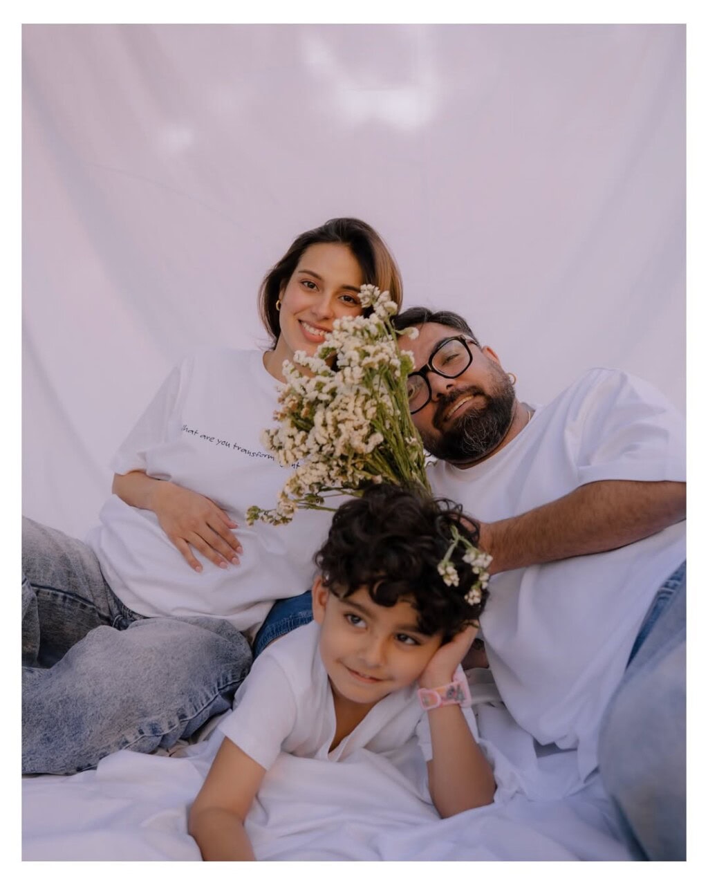 آئقرا عزیز نے ایک کلب میں یاسیر حسین کے لئے صھیفا جبار کا مقابلہ کیا