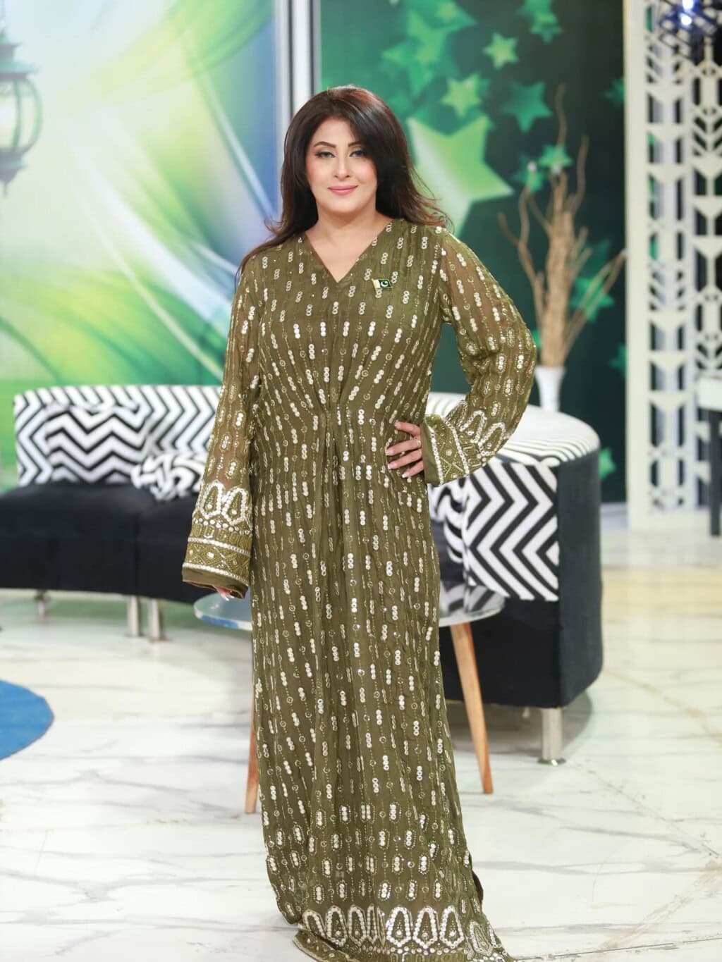 کیا فلم اسٹار لیلیٰ تاریخ احسن خان کیا فلم اسٹار لیلیٰ تاریخ احسن خان