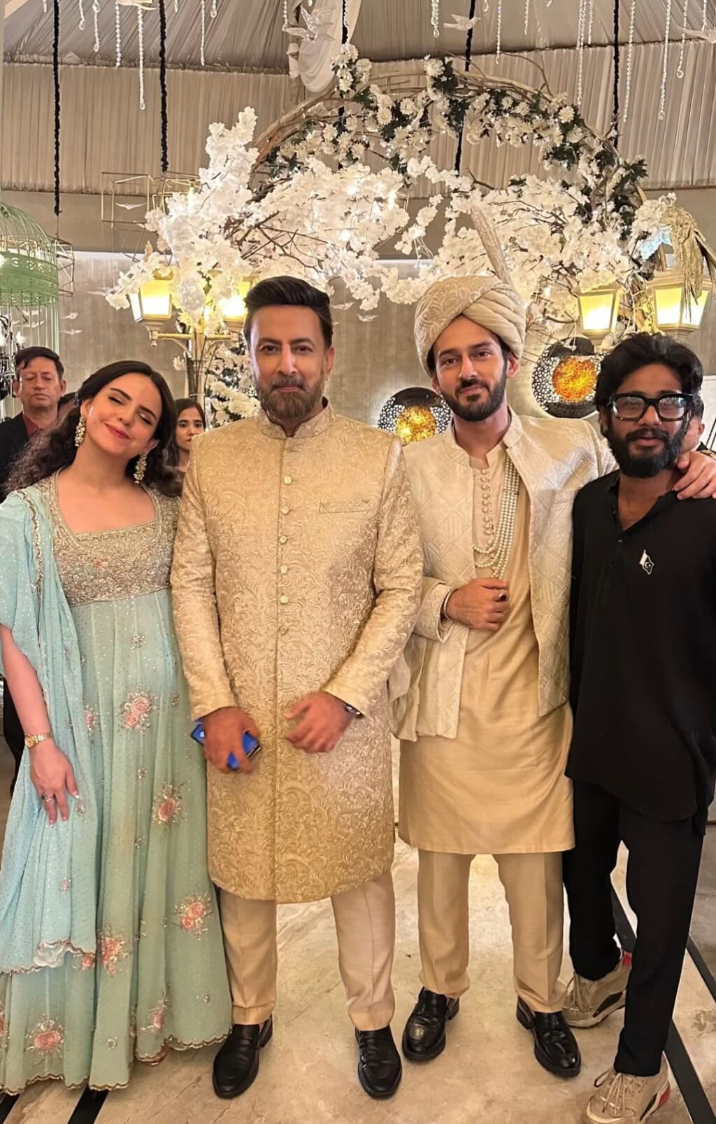 ڈورب خلیل نے مین مانٹو ناہی ہون کو الوداع کیا ڈورب خلیل نے مین مانٹو ناہی ہون کو الوداع کیا