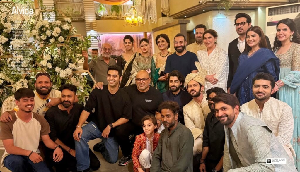 ڈورب خلیل نے مین مانٹو ناہی ہون کو الوداع کیا ڈورب خلیل نے مین مانٹو ناہی ہون کو الوداع کیا