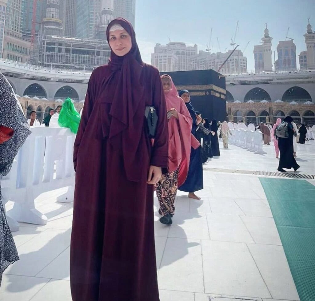 نوشین شاہ نے حجاب کو ہٹانے کے پیچھے اس کی وجہ ظاہر کی