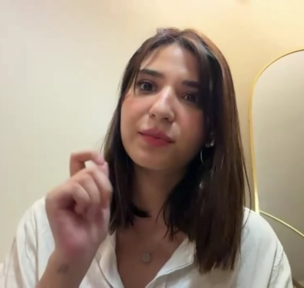 رامشا خان نے اسٹیج ڈرائٹ سے نمٹنے کا انکشاف کیا رامشا خان نے اسٹیج ڈرائٹ سے نمٹنے کا انکشاف کیا