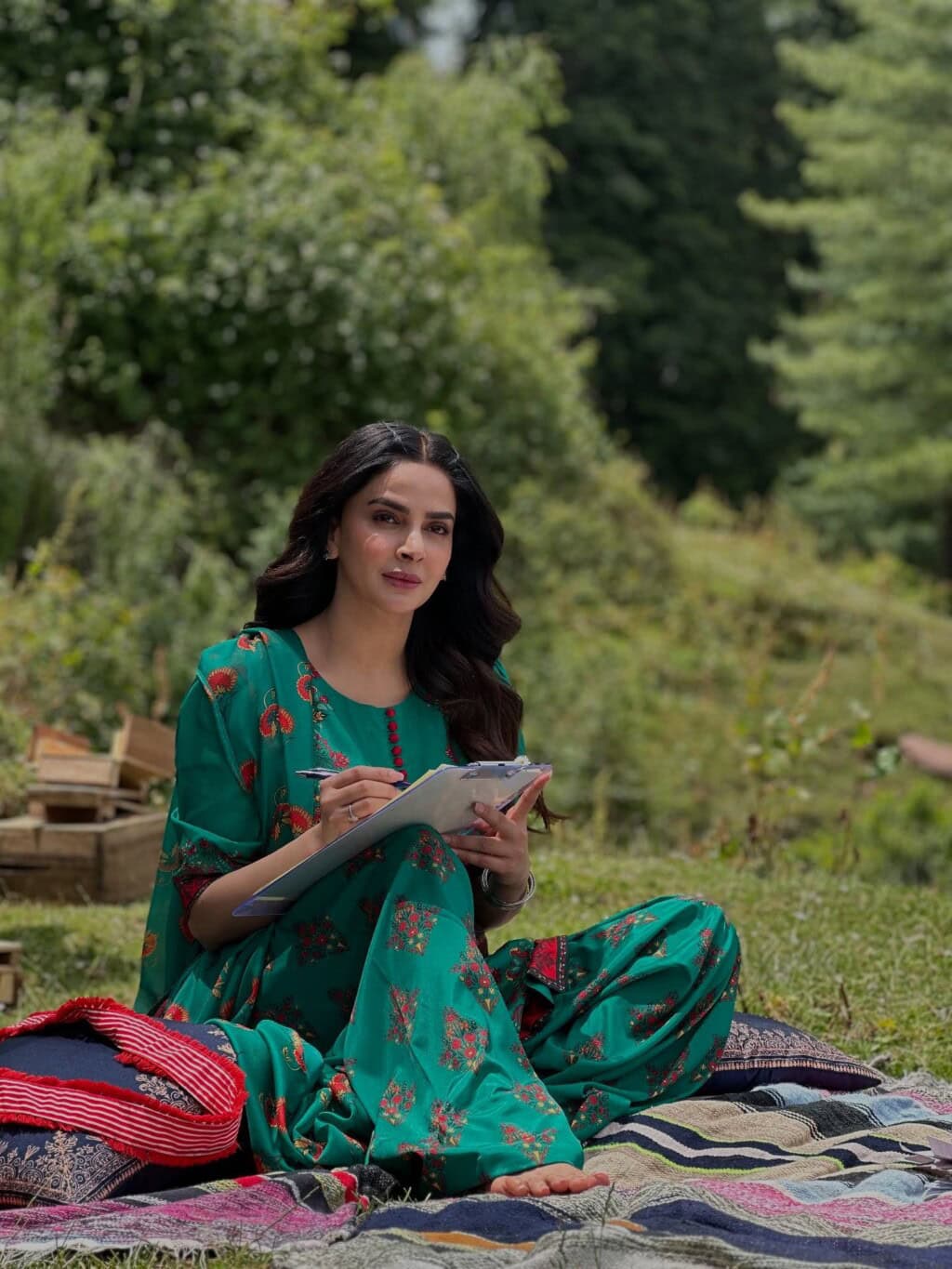 نعیم حنیف صبا قمر تصادم پر بات کر رہے ہیں نعیم حنیف صبا قمر تصادم پر بات کر رہے ہیں