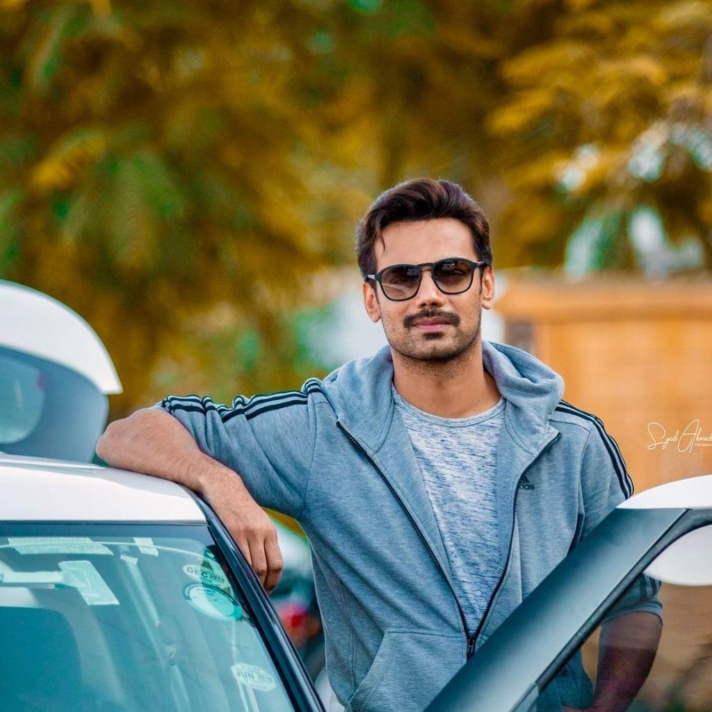 زاہد احمد نے مواد تخلیق کاروں کے خلاف وائرل بیان کا رخ کیا زاہد احمد نے مواد تخلیق کاروں کے خلاف وائرل بیان کا رخ کیا