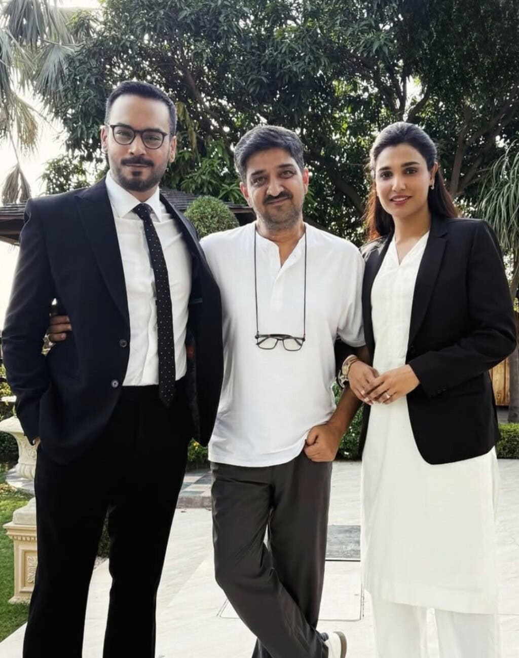 AIK AUR Pakezah کاسٹ ، شیڈول اور اوقات پیکیزا کاسٹ ، شیڈول اور اوقات