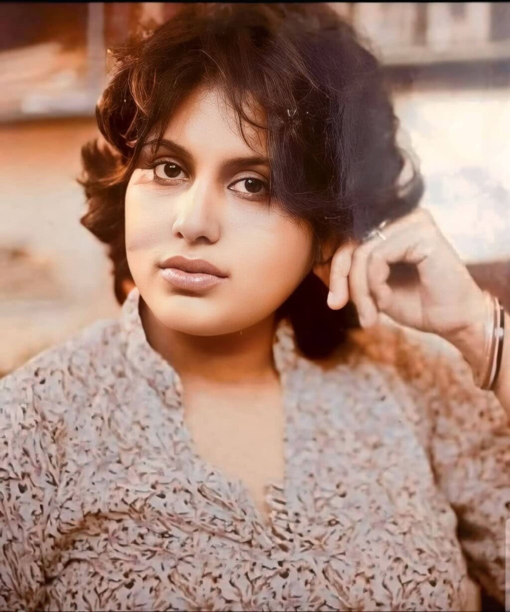 پارس مسرور کی والدہ کی مشہور اداکارہ کا انتقال ہوگیا پارس مسرور کی والدہ کی مشہور اداکارہ کا انتقال ہوگیا