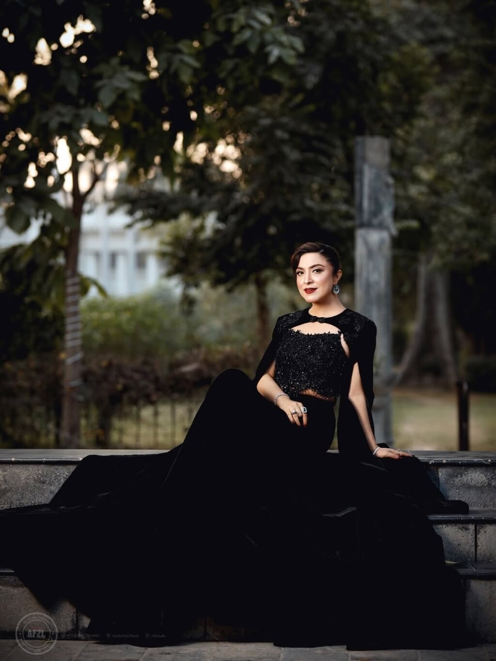 سنو سے ساہی شہرت کے میزبان حنا نیازی منگنی ہو گئیں