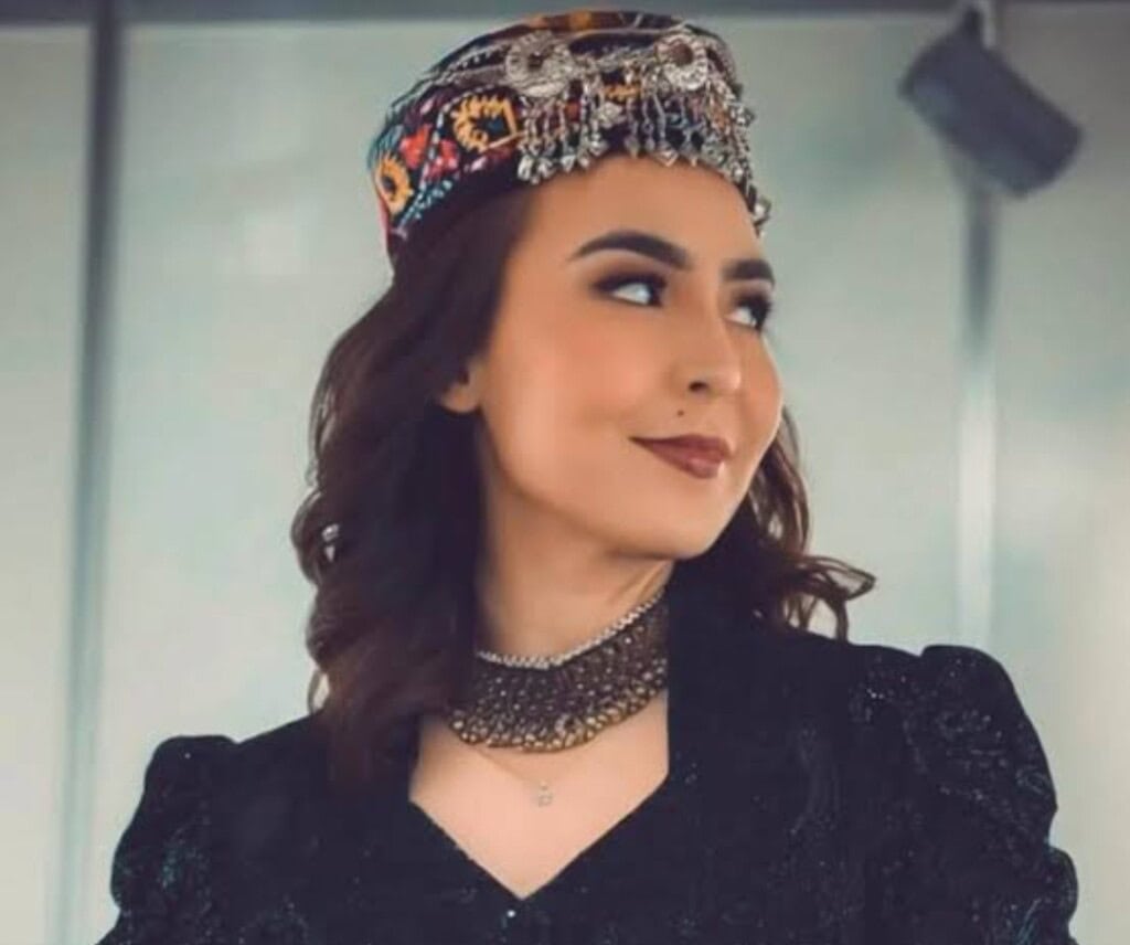 نادیہ خان کے خاتمے پر نتاشا بیگ کا مقابلہ