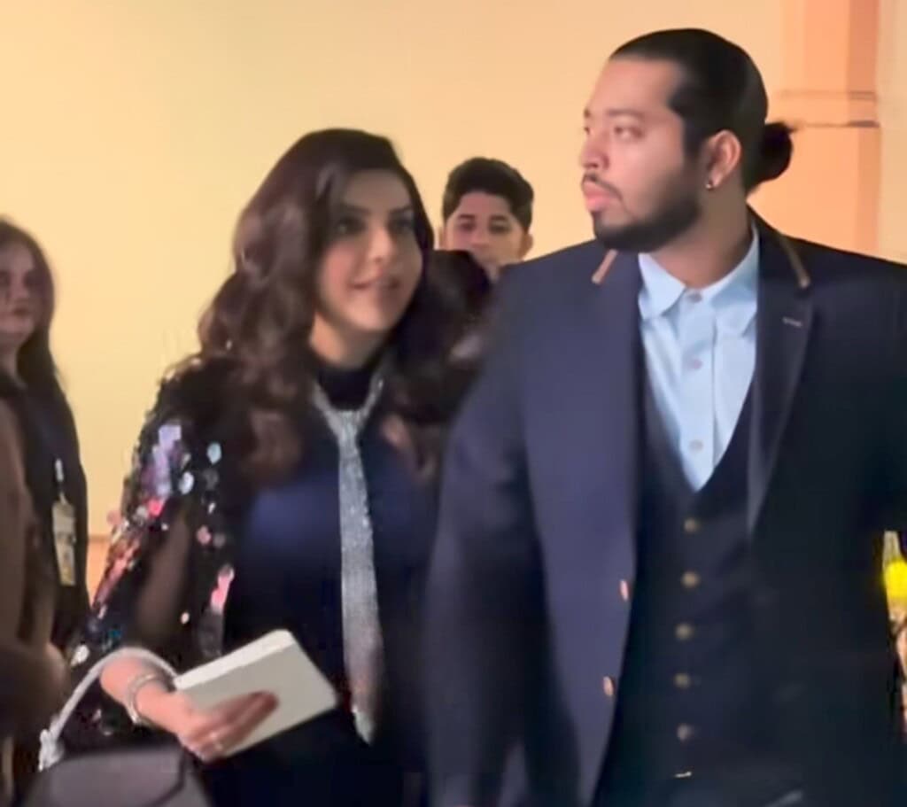 ایل ایس اے میں نڈا یاسیر کی ظاہری شکل بیٹے کے ساتھ ملتی ہے