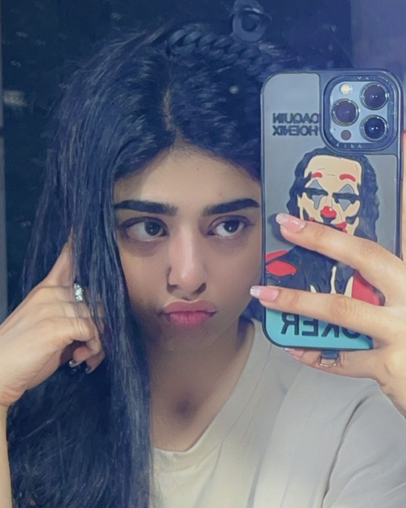 AIK AUR Pakezah کاسٹ ، شیڈول اور اوقات AIK AUR Pakezah کاسٹ ، شیڈول اور اوقات