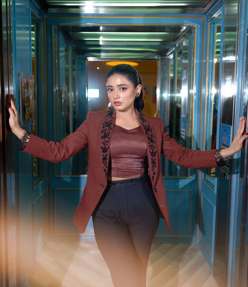 سیہار خان کی جرات مندانہ ڈریسنگ نے ردعمل کو بھڑکادیا سیہار خان کی جرات مندانہ ڈریسنگ نے ردعمل کو بھڑکادیا