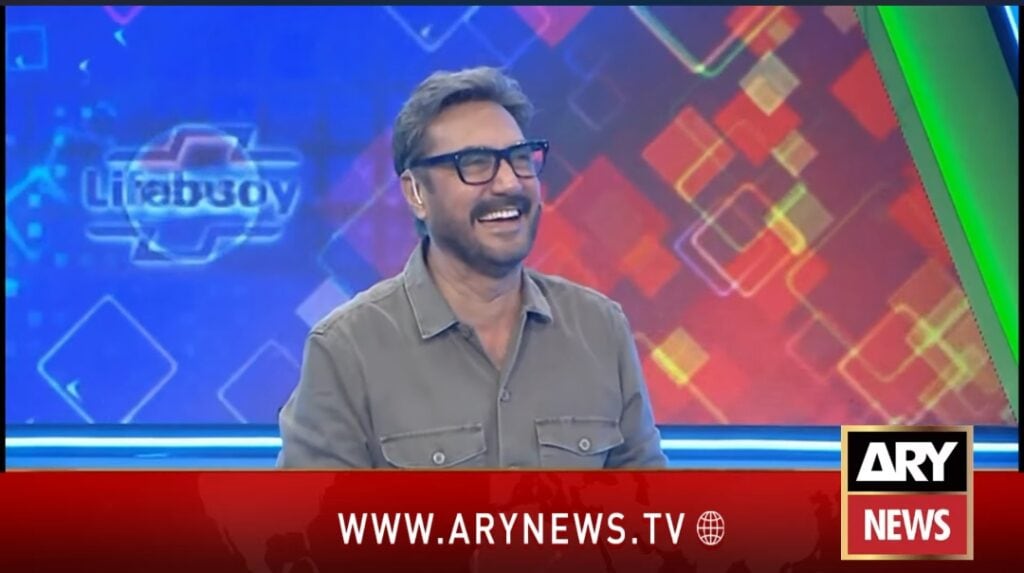 عدنان صدیقی نے وسیم بادامی شو میں اقرار الحسن پر طنز کیا۔