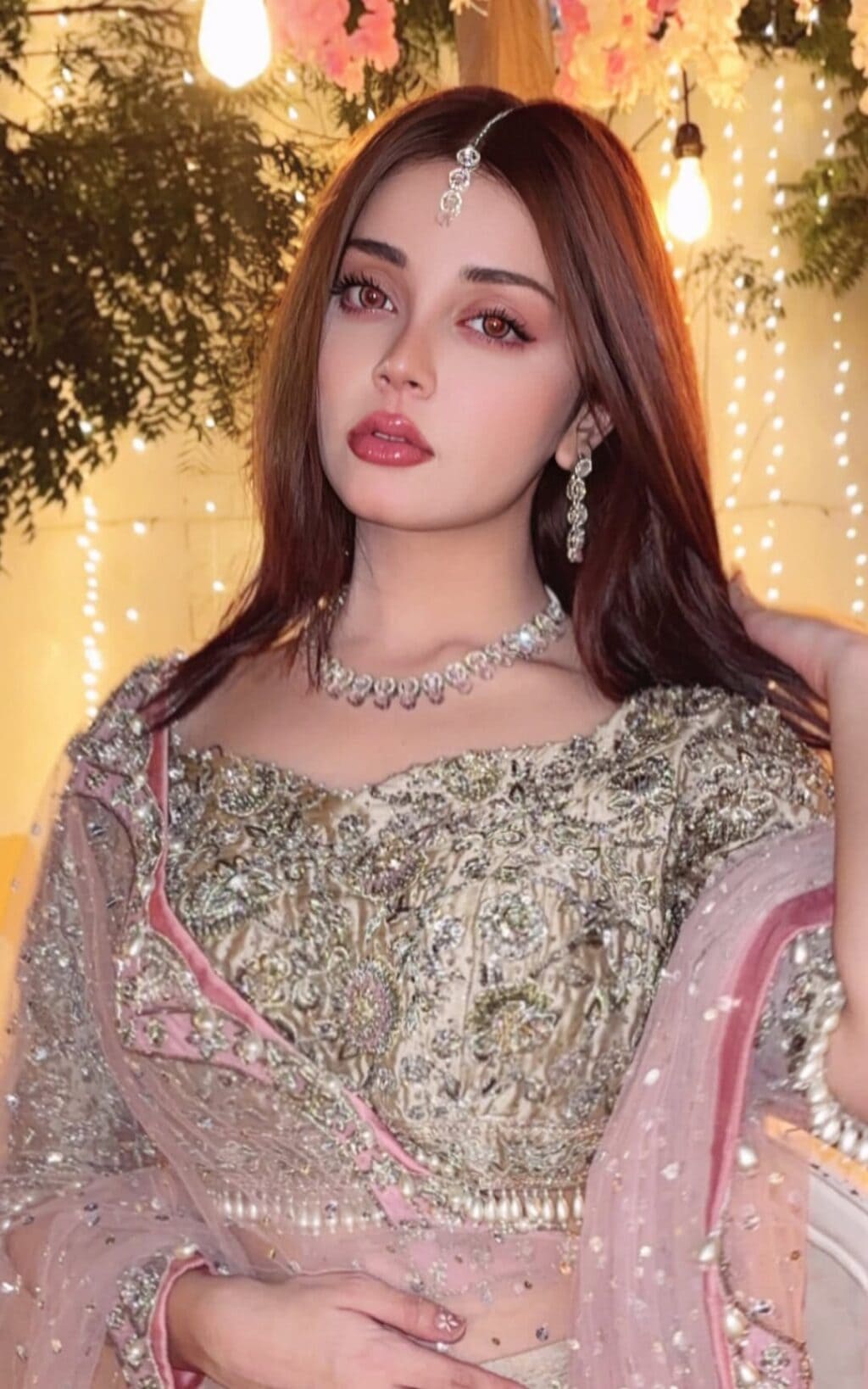علیزے شاہ کا سوشل میڈیا صارف کی جانب سے نامناسب پیشکش کا انکشاف