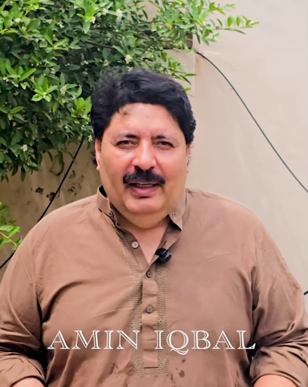 غلام بادشاہ سندری کم ریٹنگ پر ڈائریکٹر