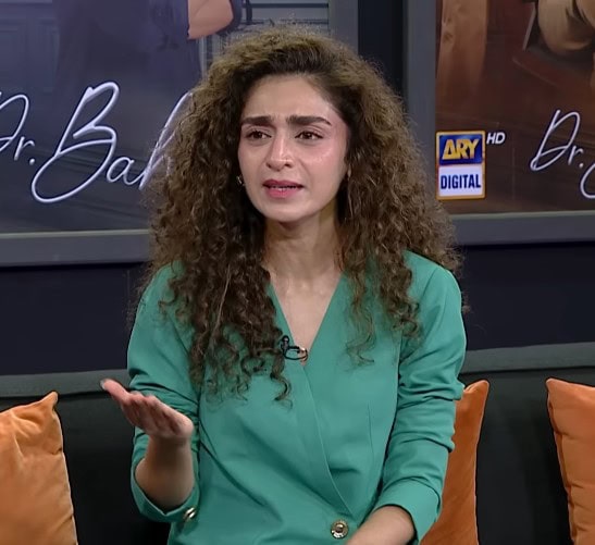 حاجرہ یامین کردار اداکاروں کے ساتھ امتیازی سلوک پر