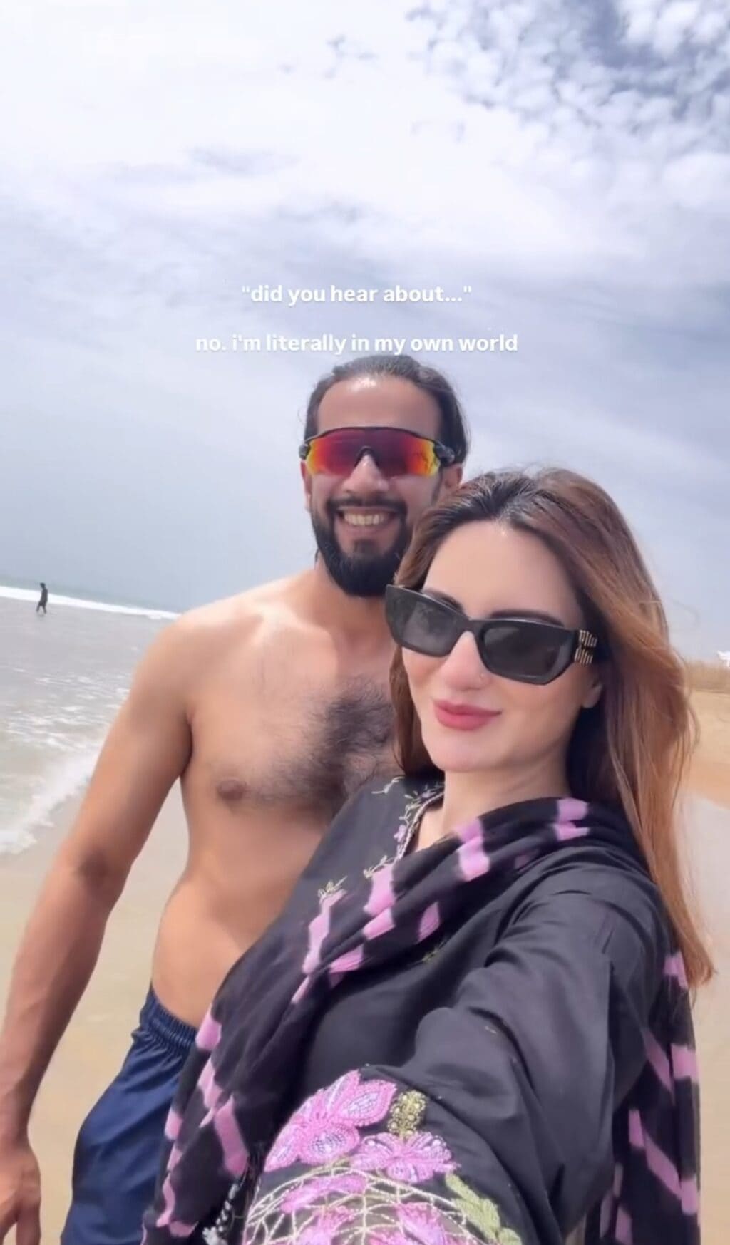 نائلہ راجہ اور عماد وسیم نے ہنی مون ریل شیئر کی۔
