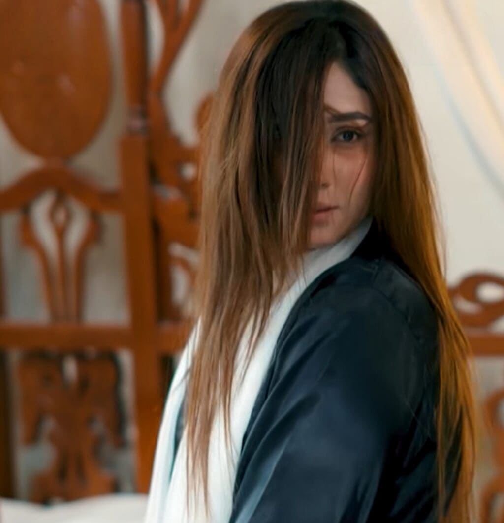 علیزے شاہ کے ڈرامے ’خوب میرے‘ کے مناظر اور اداکاری پر تنقید