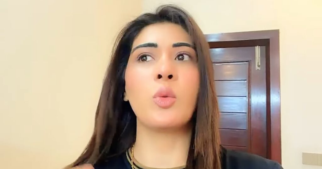 عروسہ خان نے اپنے پنجابی لہجے پر تنقید کا جواب دے دیا۔