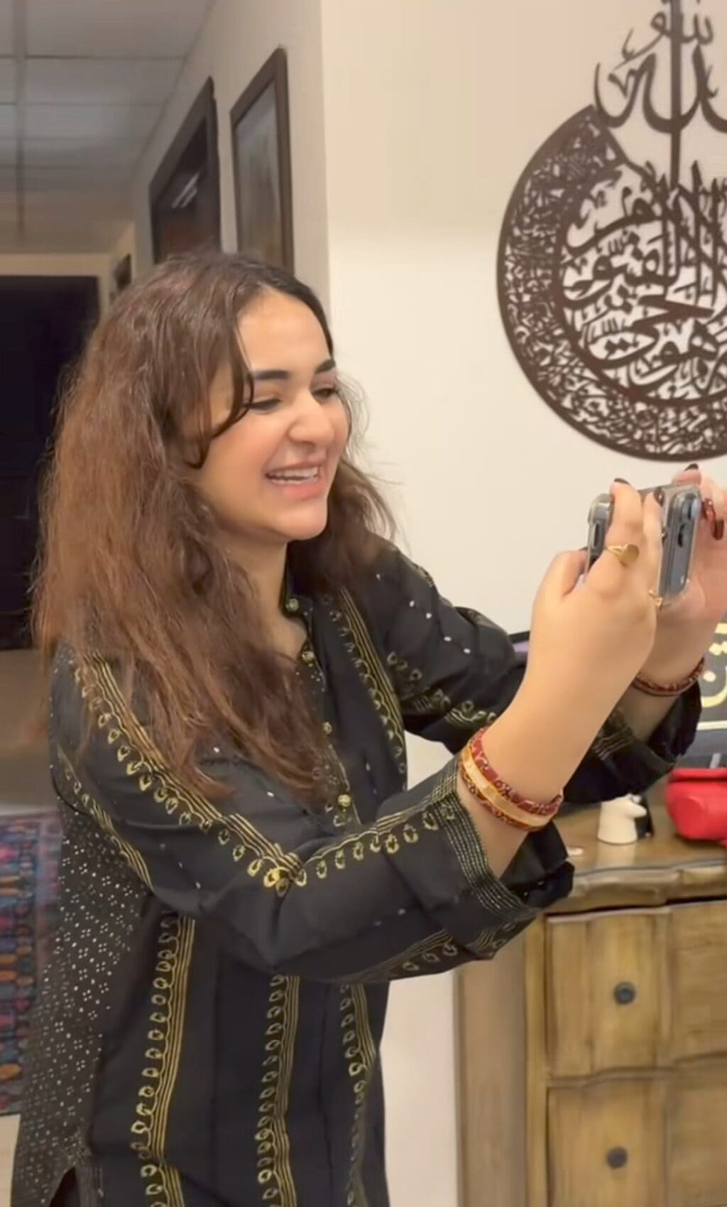 بشریٰ انصاری کی 70 ویں سالگرہ کی تقریبات دوستوں کے ساتھ