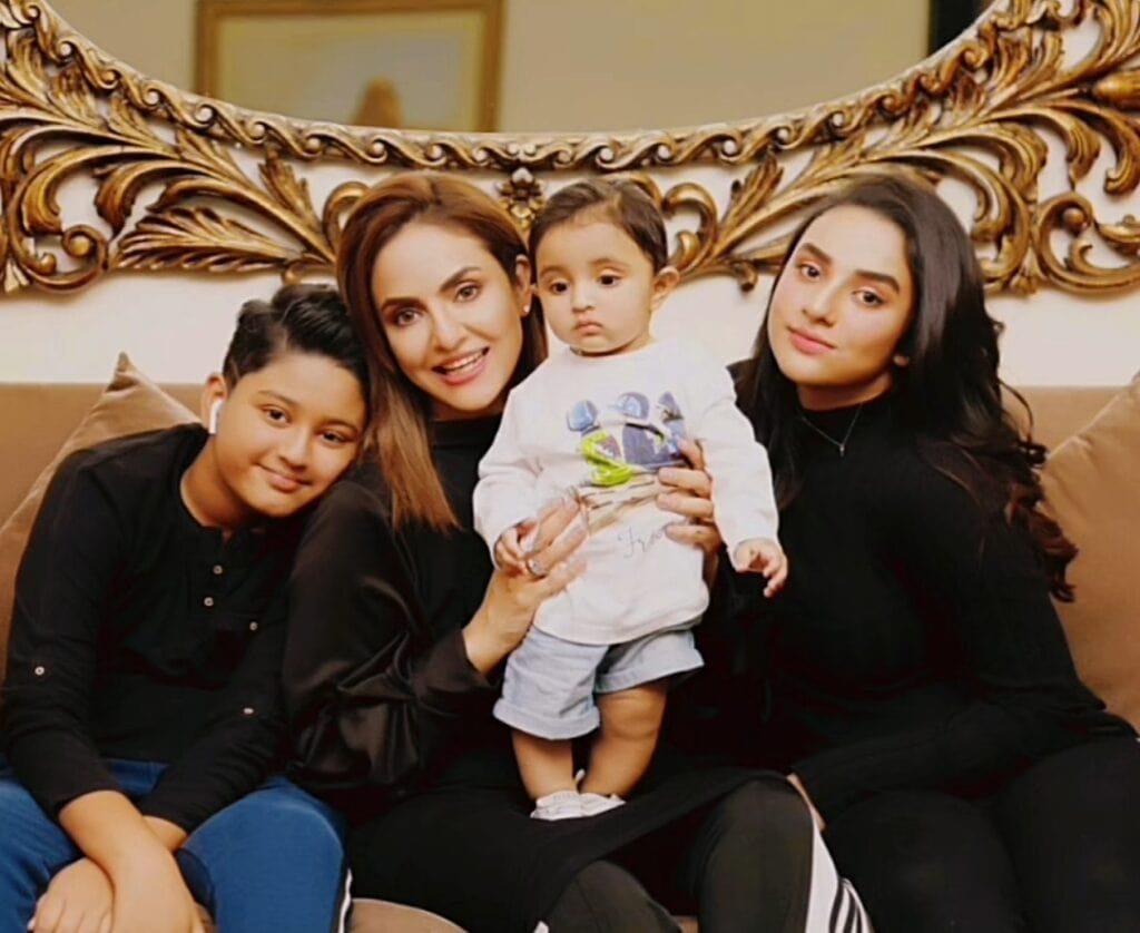 نادیہ خان نے بیٹی علیزہ کی سالگرہ پر خوبصورت ریل شیئر کی۔