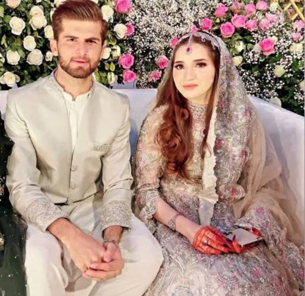 شاہد آفریدی اپنے رجعتی بیان پر ٹرول ہو گئے۔