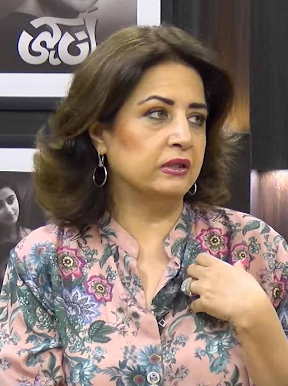 عتیقہ اوڈھو مرزا کی ہیر میں زاہد احمد کے لیے فال