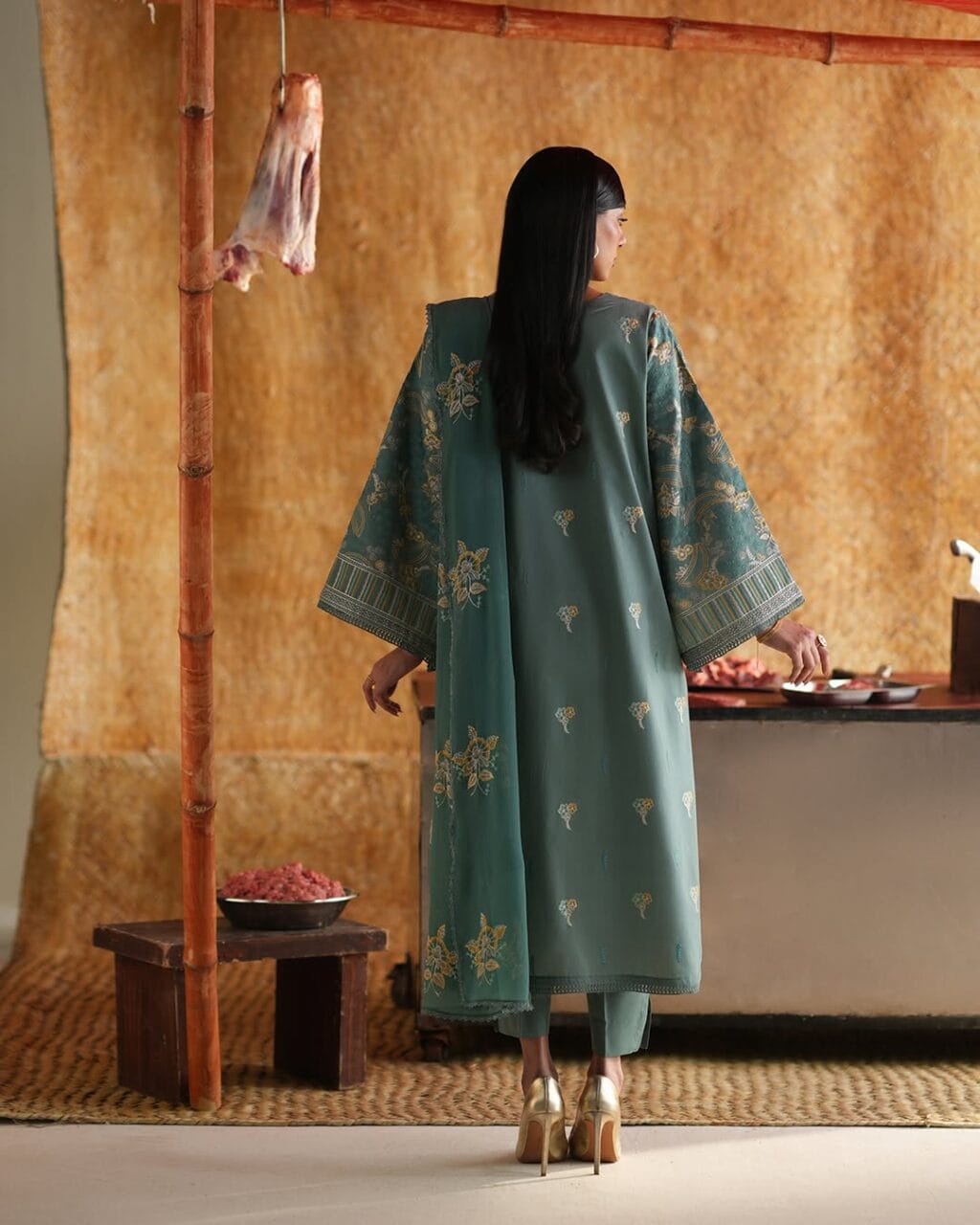 Taana Baana's Meat Inspired Eid Ul Adha Collection کو ردعمل کا سامنا ہے۔