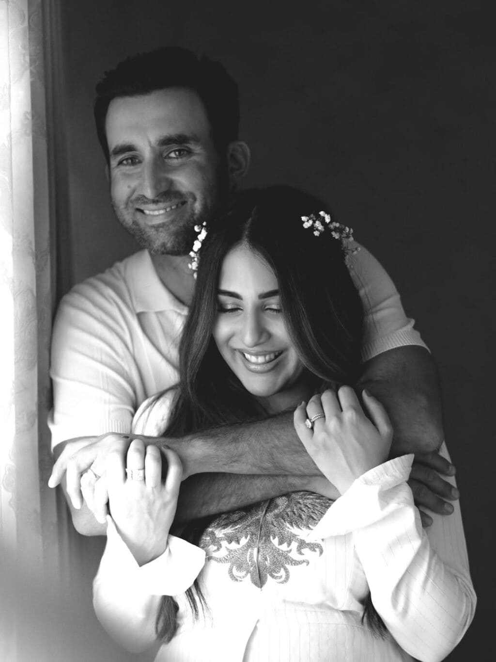 اشنا شاہ نے حاملہ ہونے کا اعلان کر دیا۔