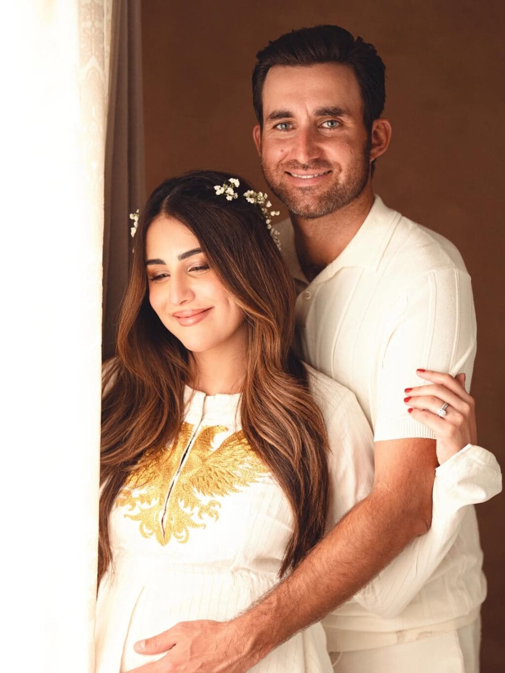 اشنا شاہ نے حاملہ ہونے کا اعلان کر دیا۔