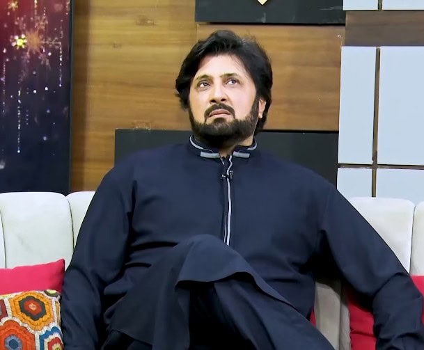 اسد ملک نے زندگی میں درد اور نقصانات کا انکشاف کیا۔