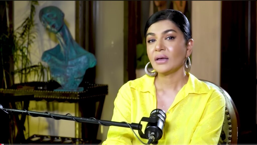 عفت عمر نے اپنی مالی جدوجہد اور شکل کے بارے میں بات کی۔