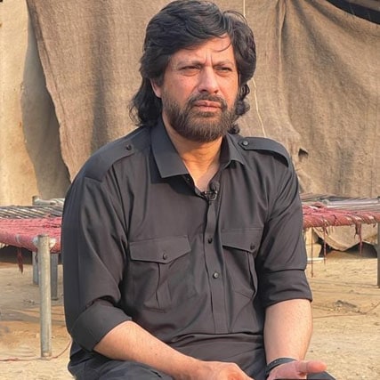 10 پاکستانی مشہور شخصیات جنہوں نے سیاست میں شمولیت اختیار کی۔