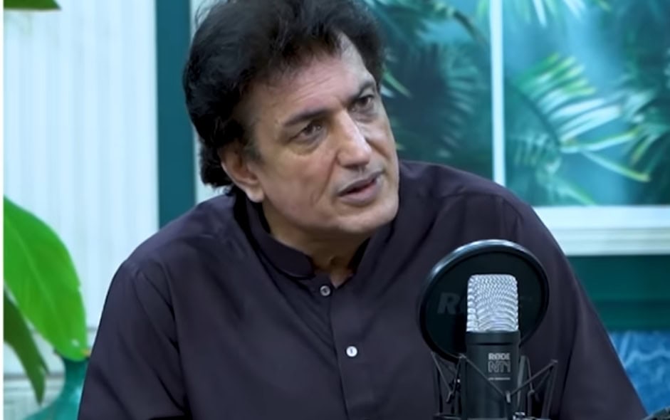 خلیل الرحمٰن قمر کا مومنہ اقبال - ثاقب چدھڑ کے رشتے پر تبصرہ