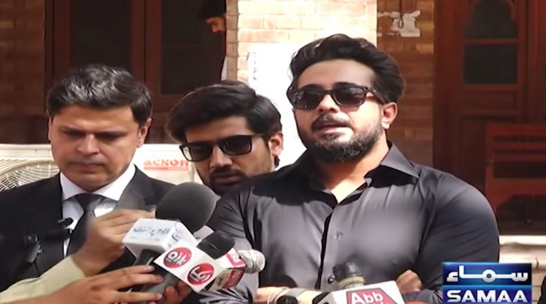 مومنہ اقبال کے شوہر نے شادی کی تفصیلات بتا دیں۔