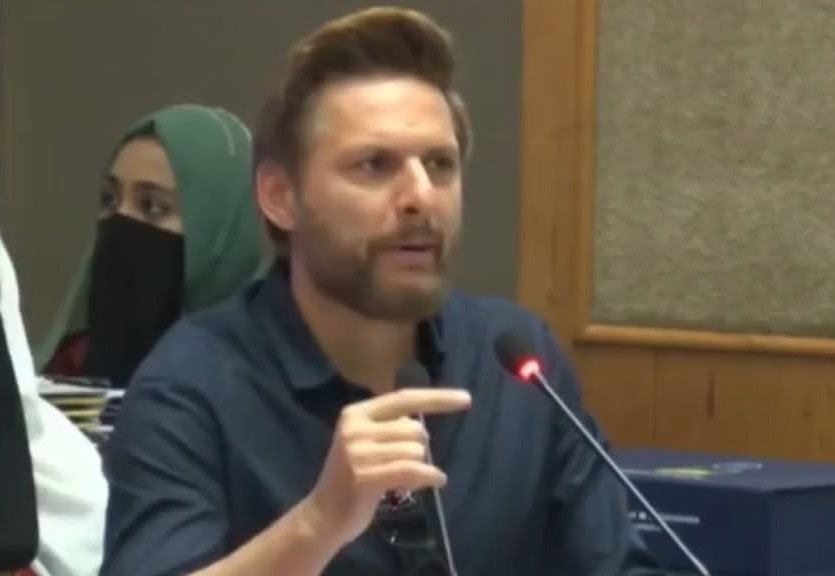 زورین نظامانی کی شاہد آفریدی پر کڑی تنقید