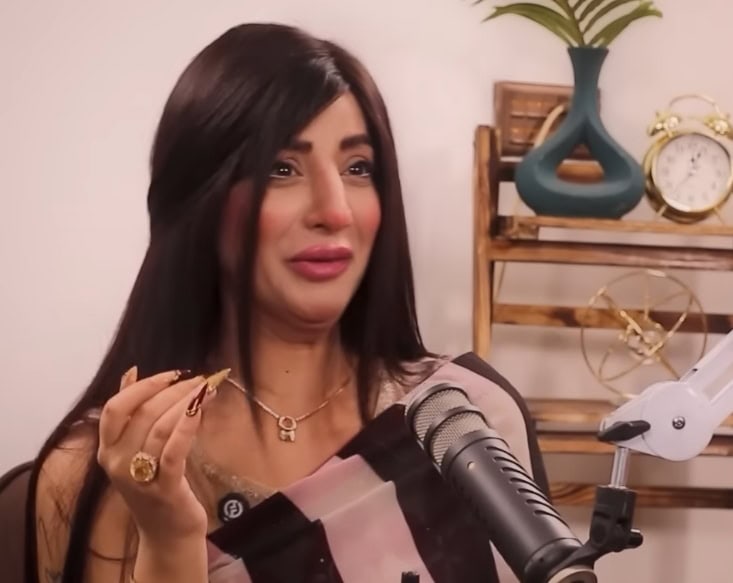 زورین نظامانی نے فریحہ فرخ کو بے نقاب کیا۔