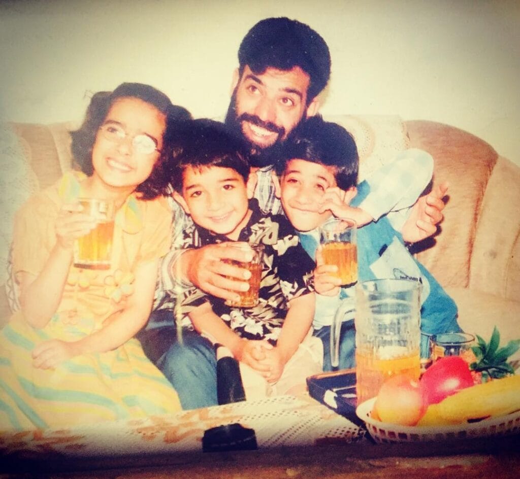 لیفٹیننٹ طحہ عباسی شہید کی بہن کی دل دہلا دینے والی یادیں مداحوں کو ہلا کر رکھ دیتی ہیں۔