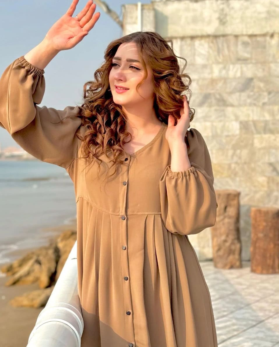 اداکارہ مومنہ اقبال کے بارے میں ناصر مدنی کا تازہ ترین بیان