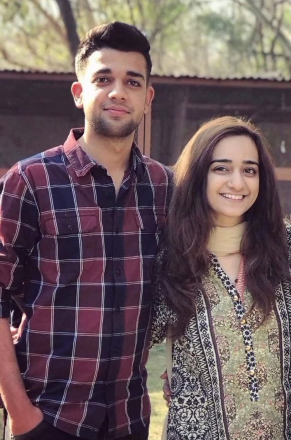 لیفٹیننٹ طحہ عباسی شہید کی بہن کی دل دہلا دینے والی یادیں مداحوں کو ہلا کر رکھ دیتی ہیں۔