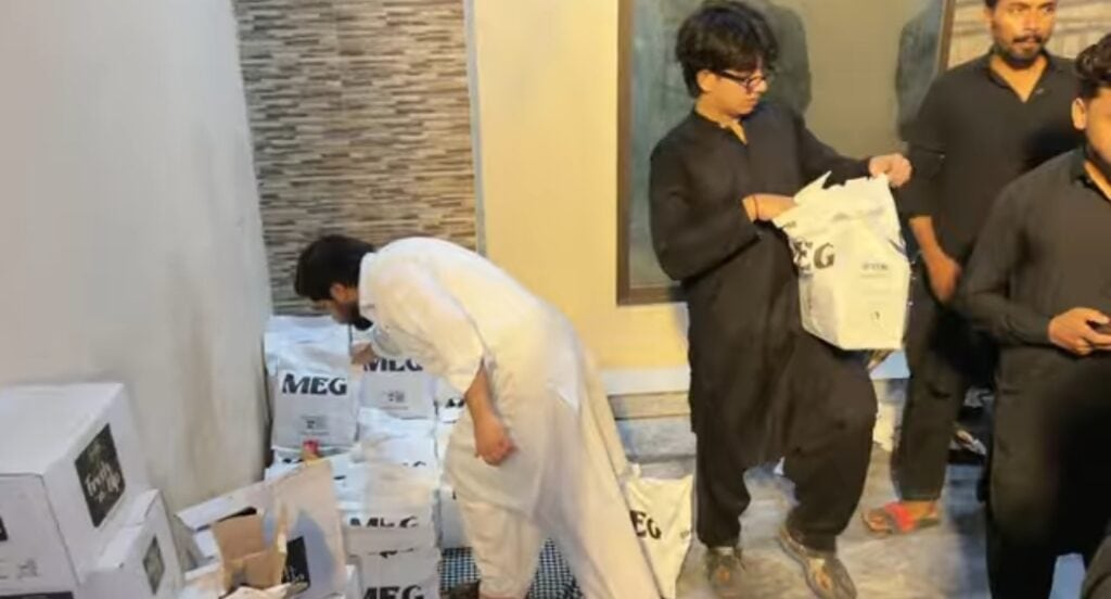 نیاز یا مارکیٹنگ؟ رجب بٹ کو شدید تنقید کا سامنا نیاز یا مارکیٹنگ؟ رجب بٹ کو شدید تنقید کا سامنا