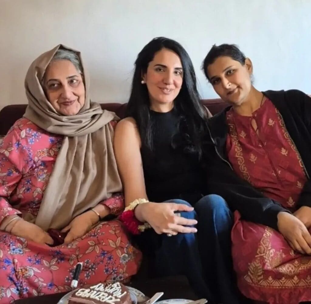 شفیع محمد کی بیٹی نے اپنے والدین کی شادی کی خوبصورت یادیں شیئر کیں۔