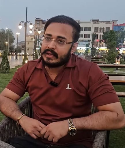 حارث کھوکھر کے طلاق کے نوٹس پر ڈاکٹر نبیحہ علی خان حارث کھوکھر کے طلاق کے نوٹس پر ڈاکٹر نبیحہ علی خان